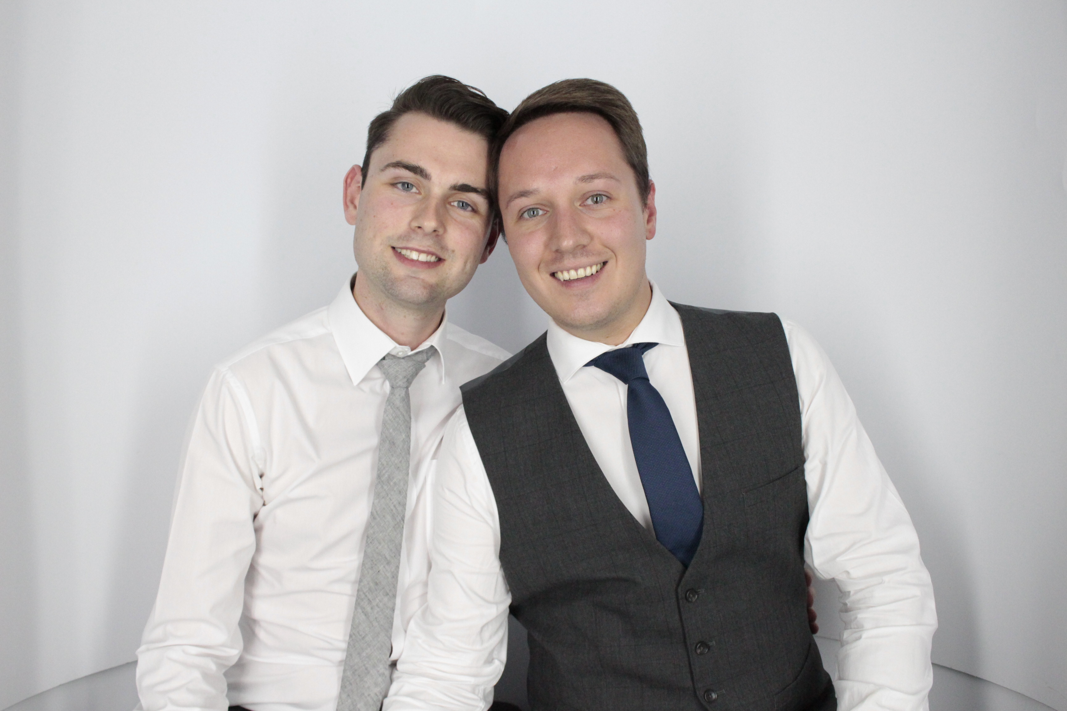 Emma & Karl's Wedding | View more photos from the event at gallery.myphotoboothexperience.co.uk/u/MyPhotoBoothExperienceLtd/Emma-Karls-Wedding